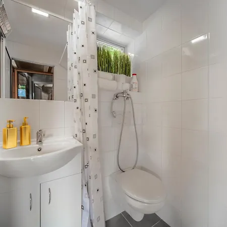 Magic Tiny House By A Private Rehenice